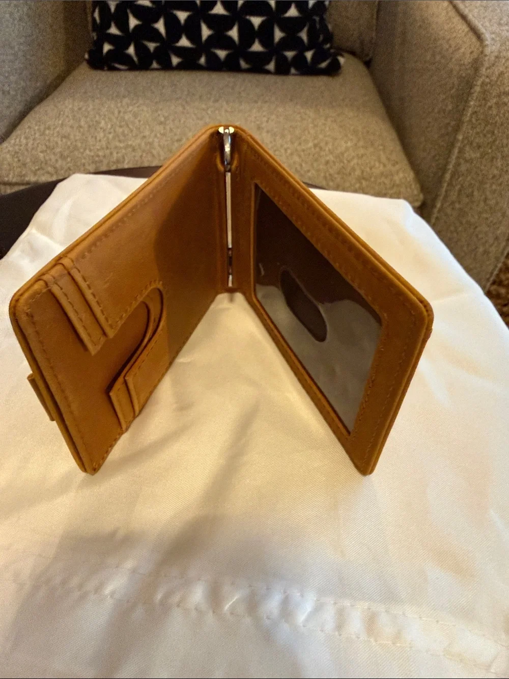 Kings Loot Leather Front Pocket Wallet.